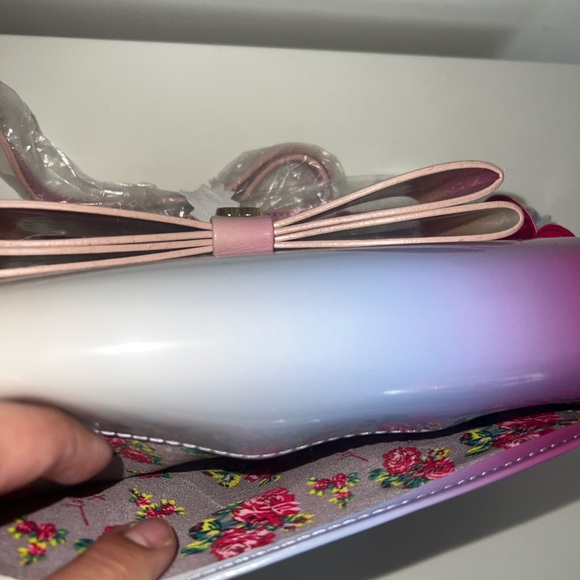 NWT Betsey Johnson ombré Bow purse/wallet - Picture 8 of 8